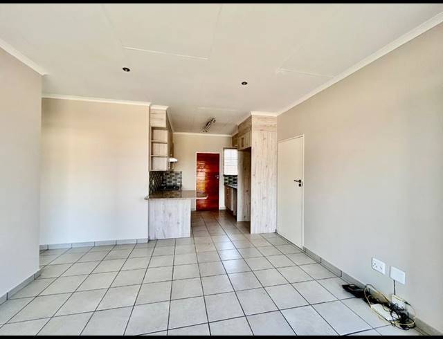 3 BEDROOM HOUSE FOR SALE IN NGWENYA RIVER ESTATE